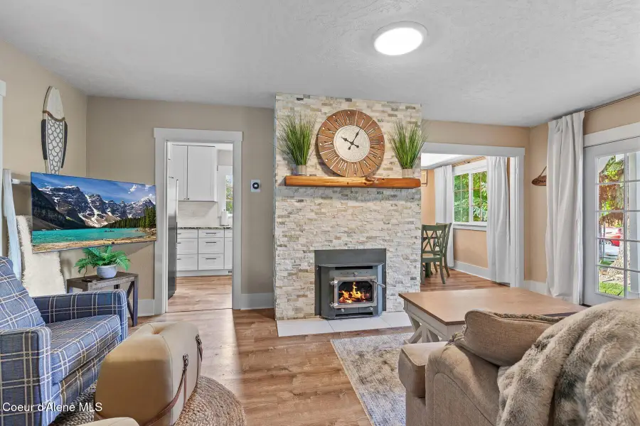 416 S 11th St, Coeur Dalene, ID 83814 - #3