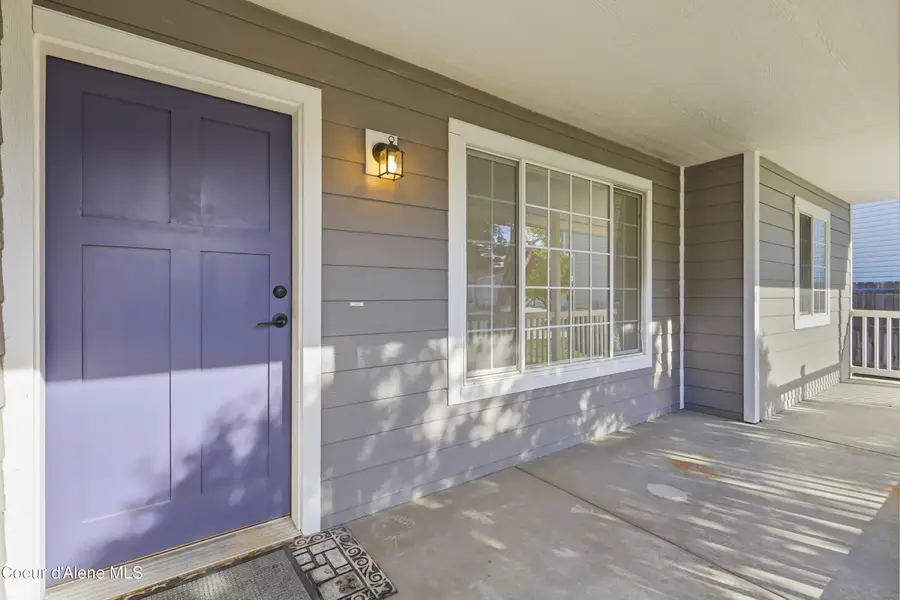 215 W Chippewa DR, Post Falls, ID 83854 - #2