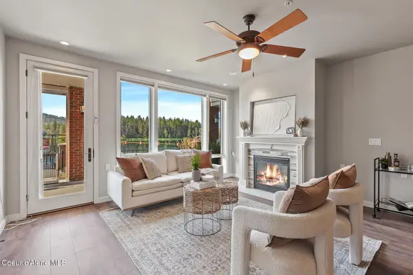 415 W WATERSIDE DR #102, Post Falls, ID 83854