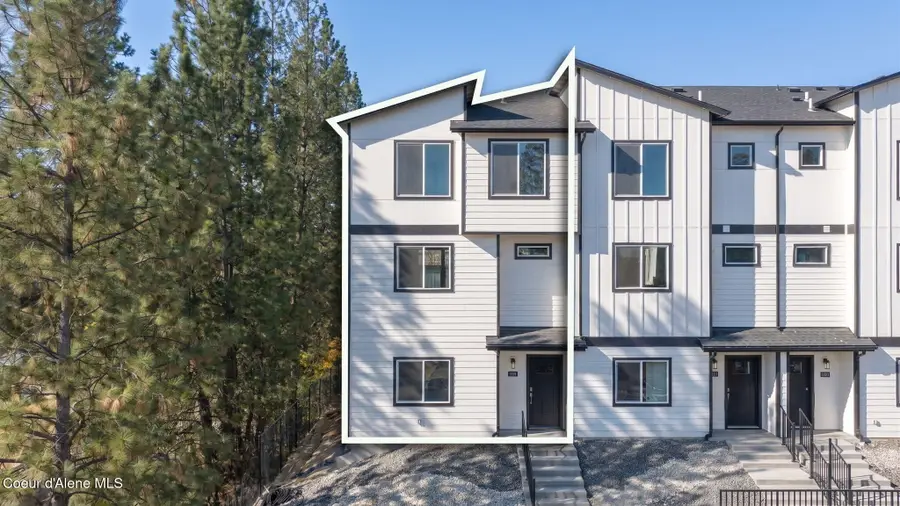 1091 W Pinewood Loop, Coeur Dalene, ID 83814 - #3