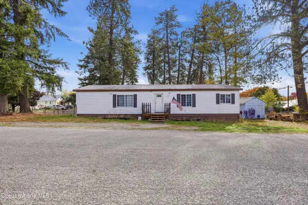147 5th ST, Priest River, ID 83856
