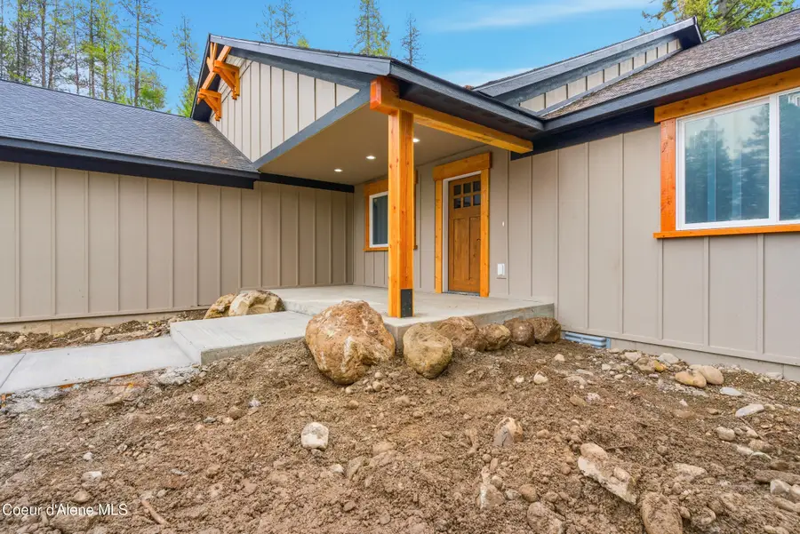 5382 W Van Buren ST, Spirit Lake, ID 83869 - Image #3