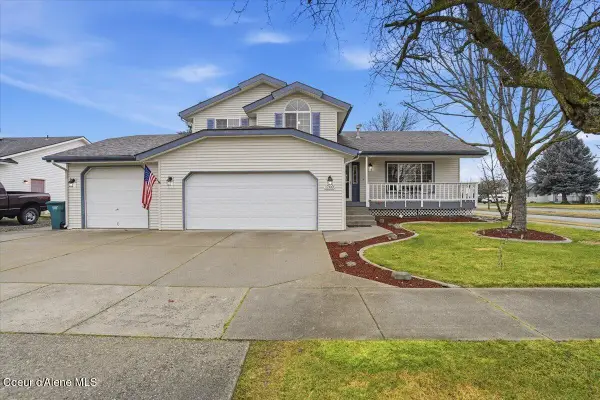 1700 N Summer Hills CT, Post Falls, ID 83854