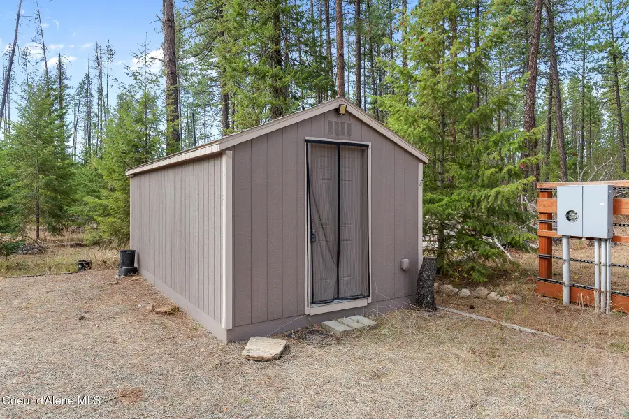 252 Hummingbird LN, Blanchard, ID 83804 - #2
