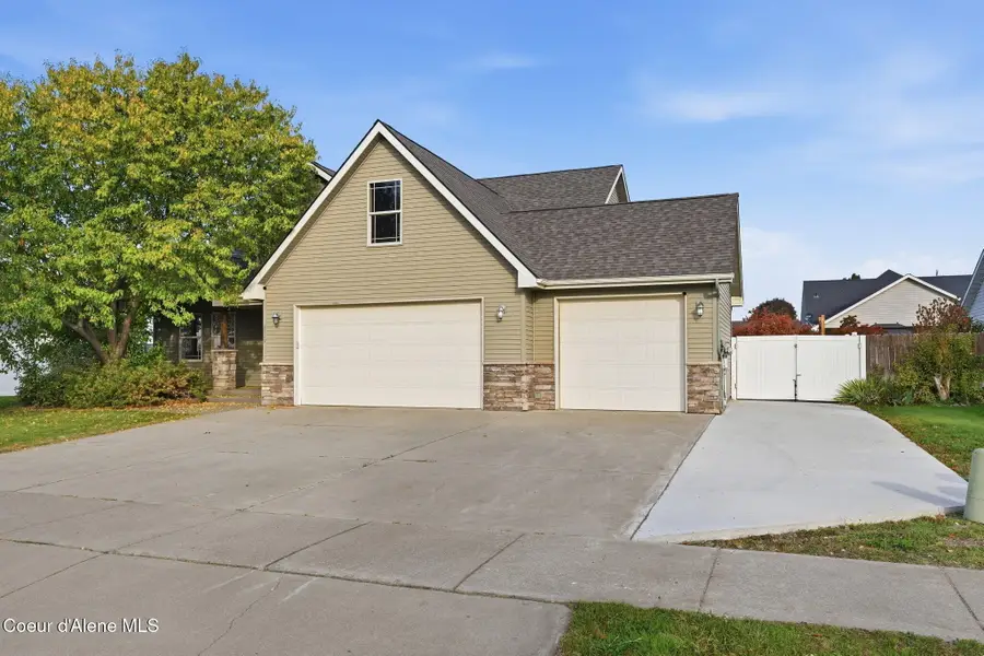 2729 W Porthill CT, Hayden, ID 83835 - #2