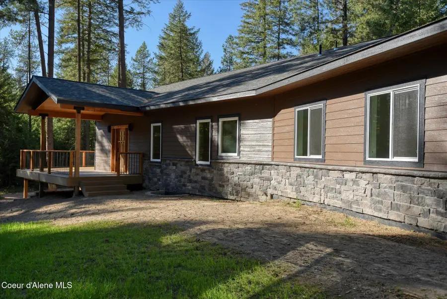 196 Pleasants View Rd, Blanchard, ID 83804 - #3