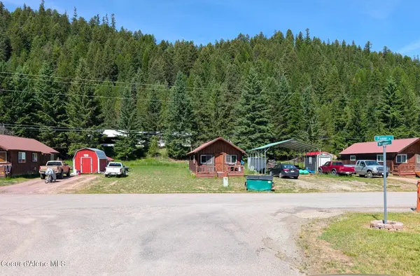 406 Pioneer Rd, Libby, MT 59923