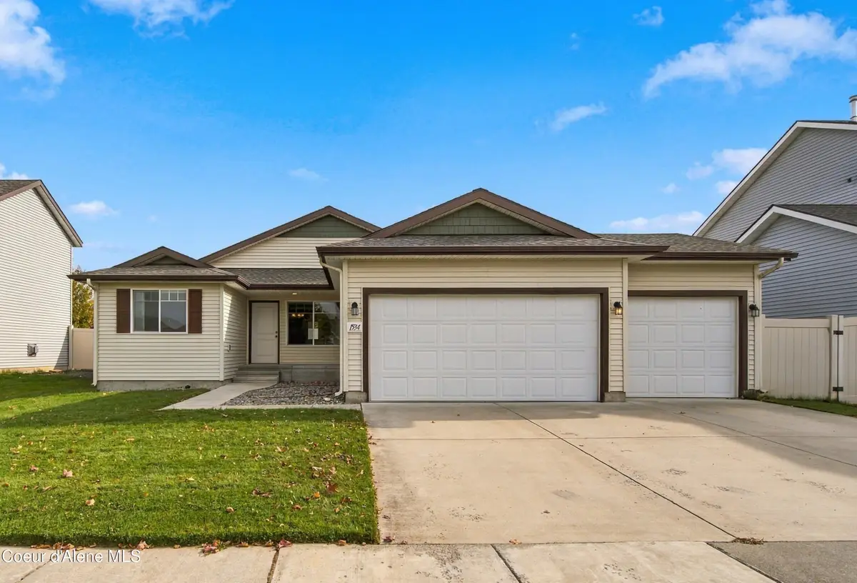 1534 N Pyroclast ST, Post Falls, ID 83854 - #1