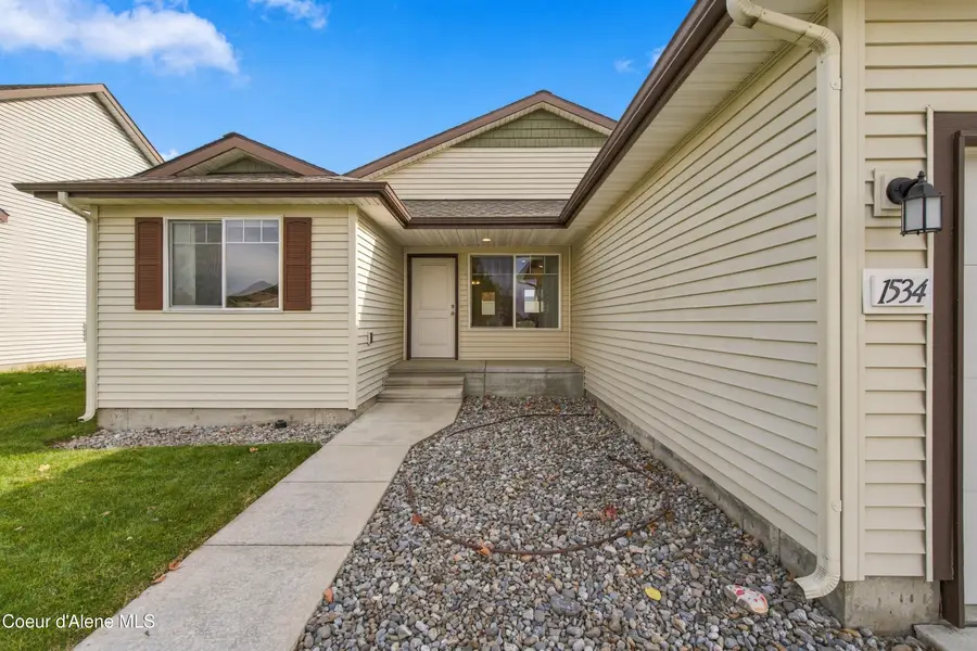 1534 N Pyroclast ST, Post Falls, ID 83854 - #3