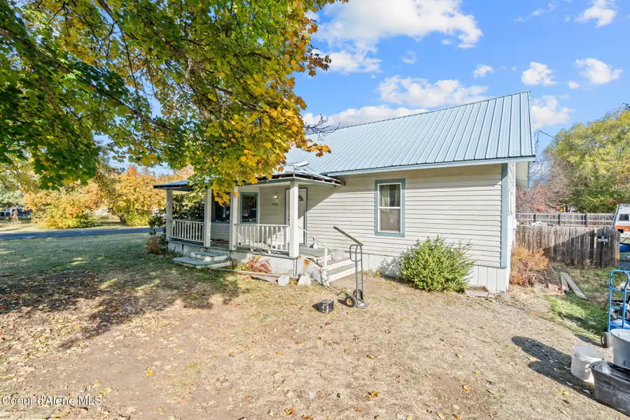 32388 N 6th AVE, Spirit Lake, ID 83869 - #2