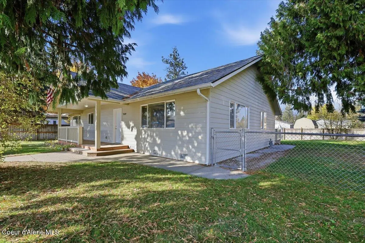 7809 W Fivepoint ST, Rathdrum, ID 83858 - #1