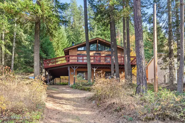 942 W Kidd Island RD, Coeur d'Alene, ID 83814
