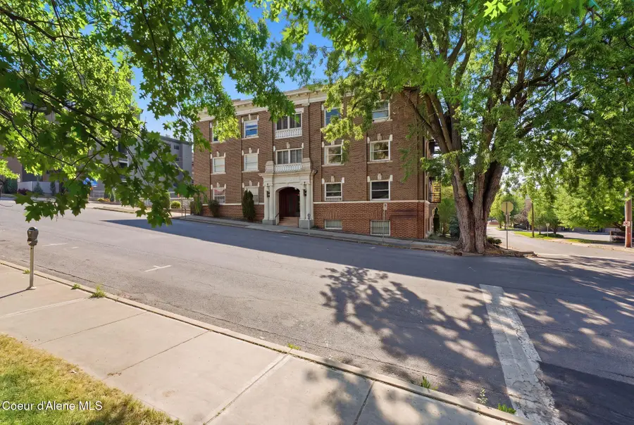702 S Bernard St, Spokane, WA 99204 - #3