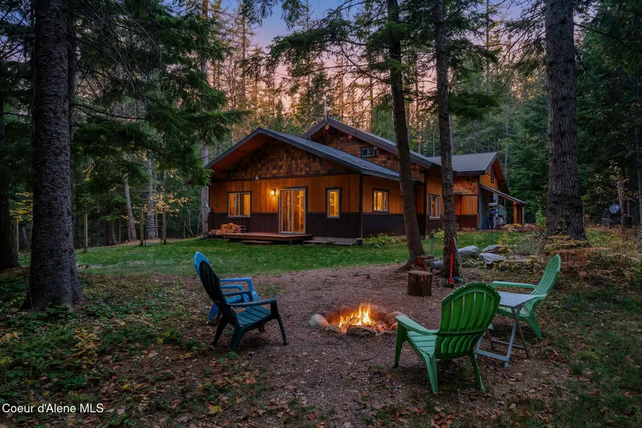 137 Puffin Rd, Sandpoint, ID 83864 - #2