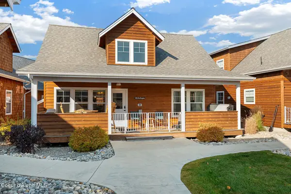 24 Hitchcock Dr, Dover, ID 83825