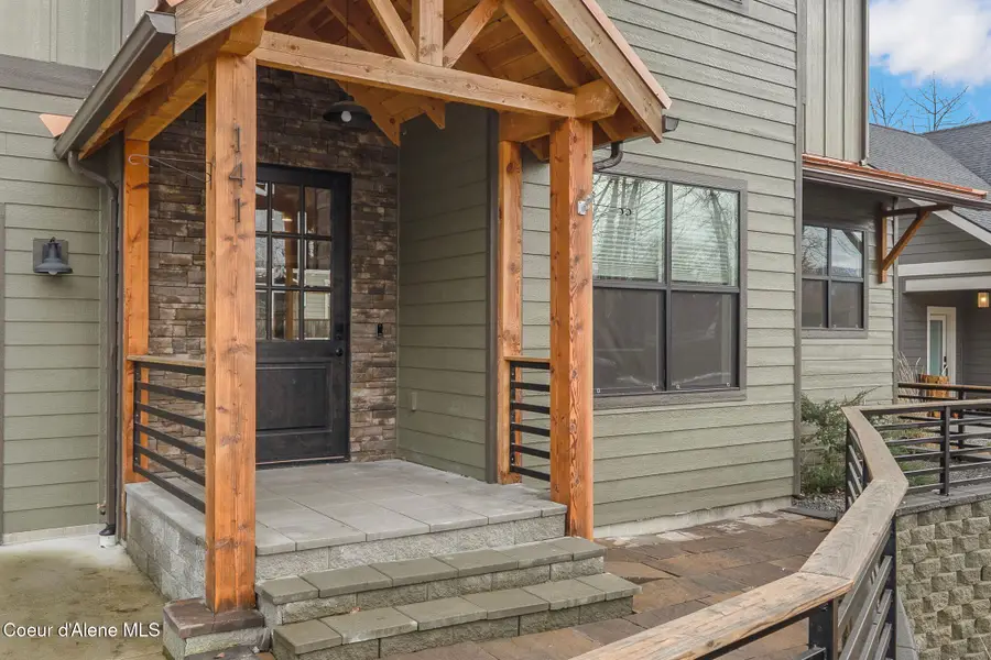 141 Madera DR, Sandpoint, ID 83864 - Image #3