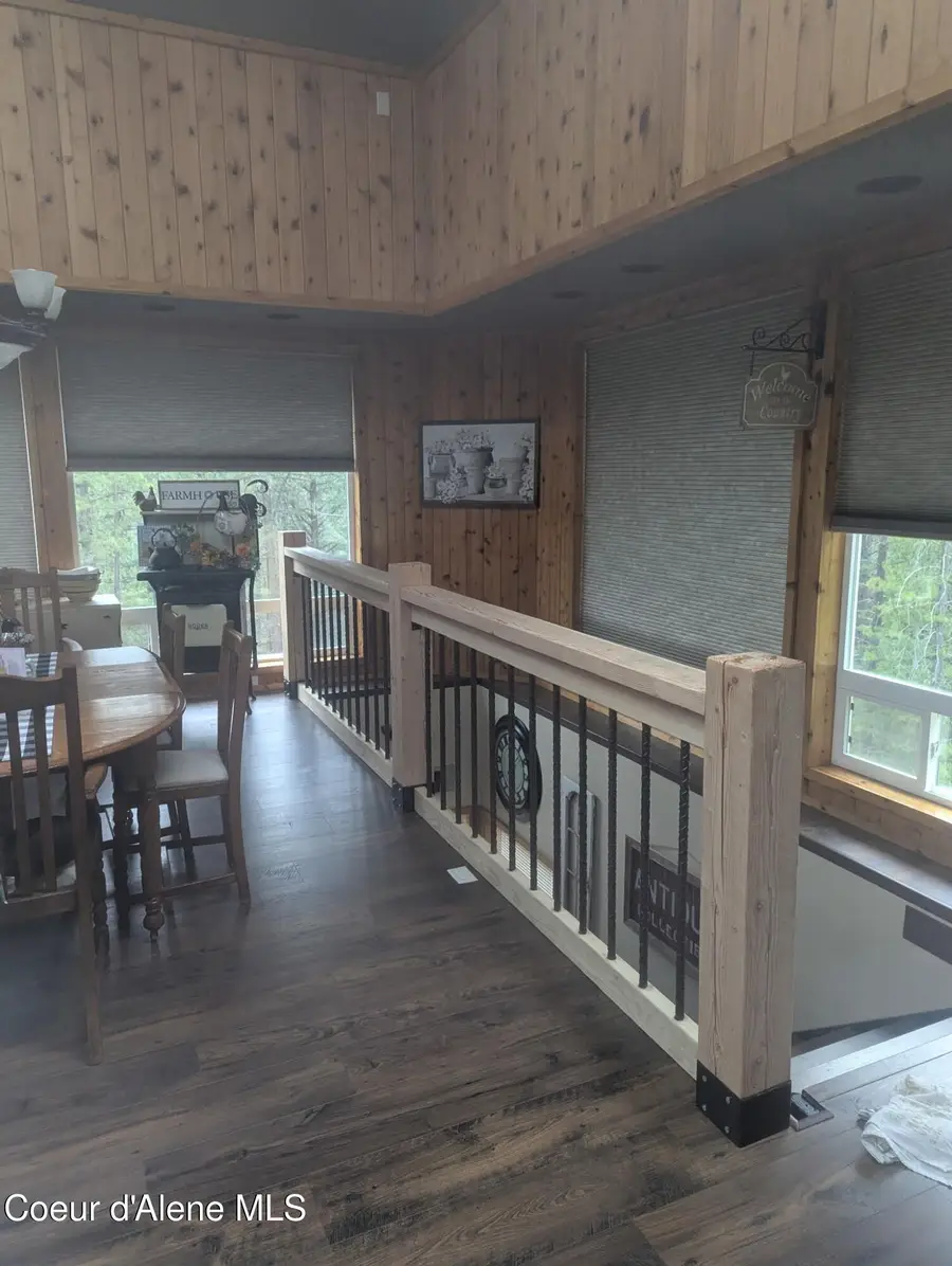 483 Paradise LN, Pinehurst, ID 83850 - Image #3