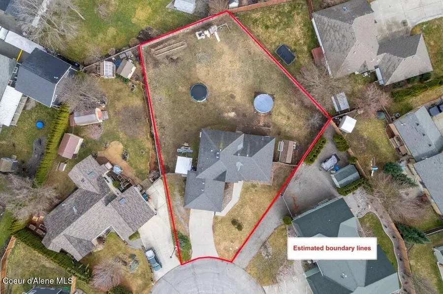 8298 N Patriot CT, Hayden, ID 83835 - Image #3