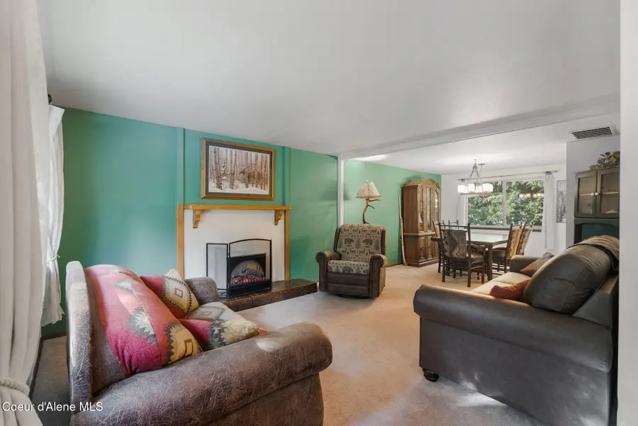 256 Vedelwood DR, Sandpoint, ID 83864 - Image #2