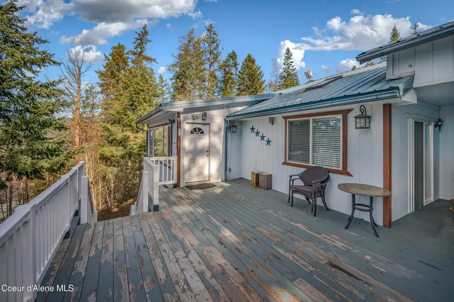 251 E Park AVE, Harrison, ID 83833 - Image #3