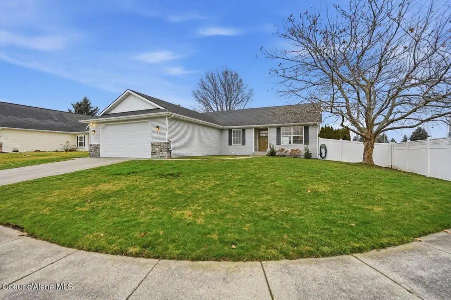 1627 W Cardinal Ave, Hayden, ID 83835 - Image #2