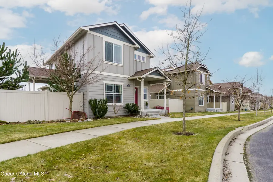 3804 E Bogie DR, Post Falls, ID 83854 - Image #2