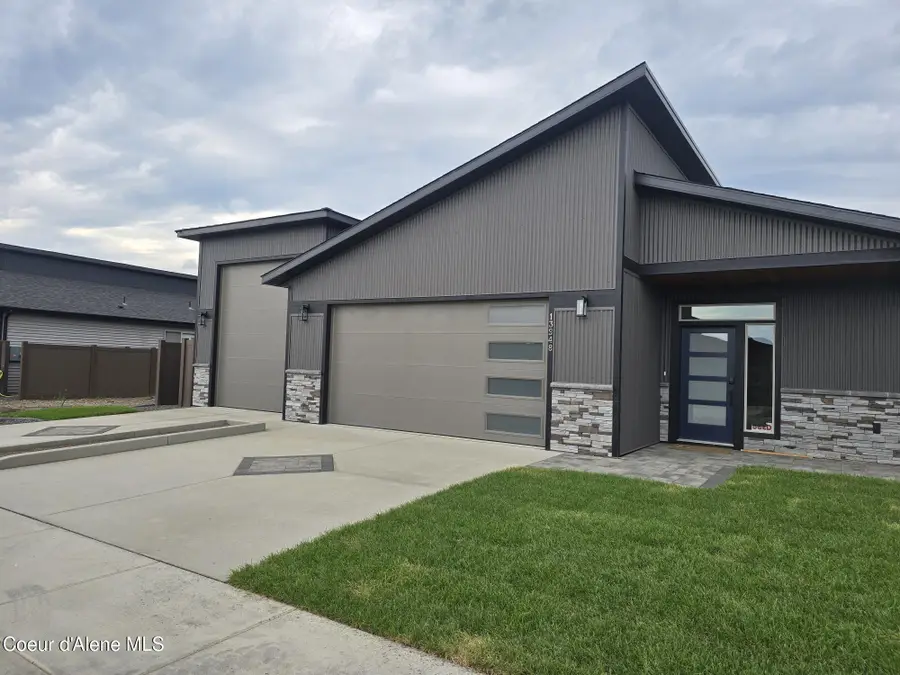 13940 N Rainier LOOP, Rathdrum, ID 83858 - Image #2