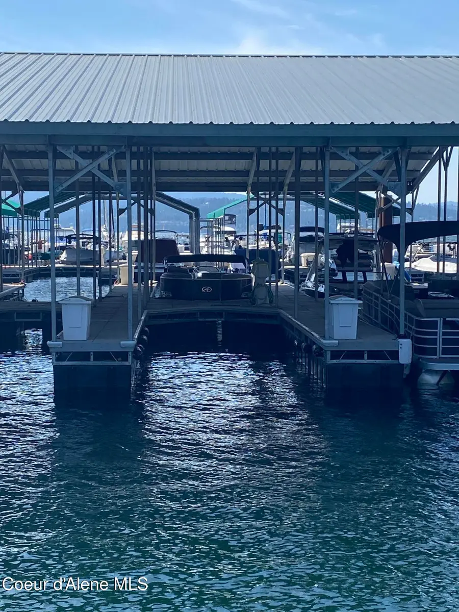 1100 E Lakeshore Dr #B7, Coeur Dalene, ID 83814 - #2