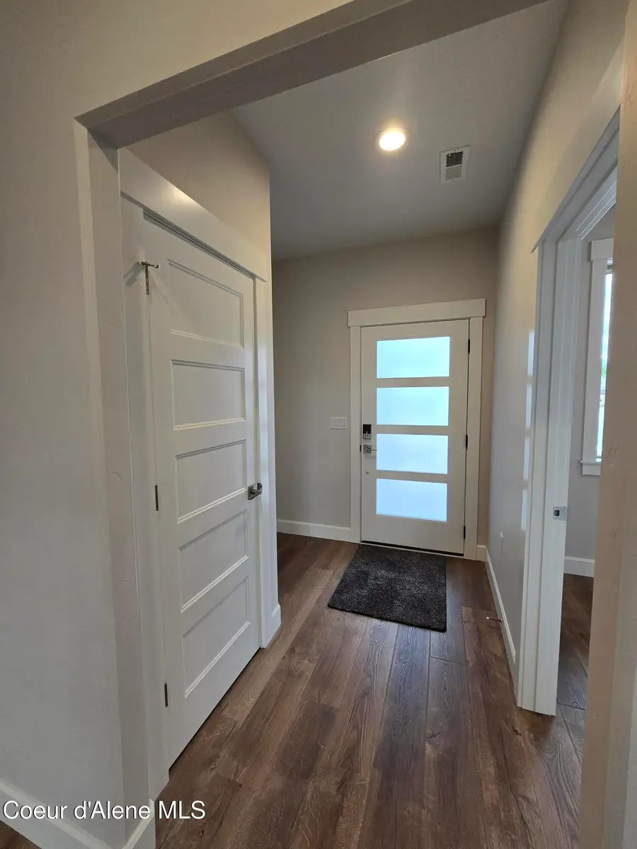 13932 N Rainier Loop, Rathdrum, ID 83858 - Image #2