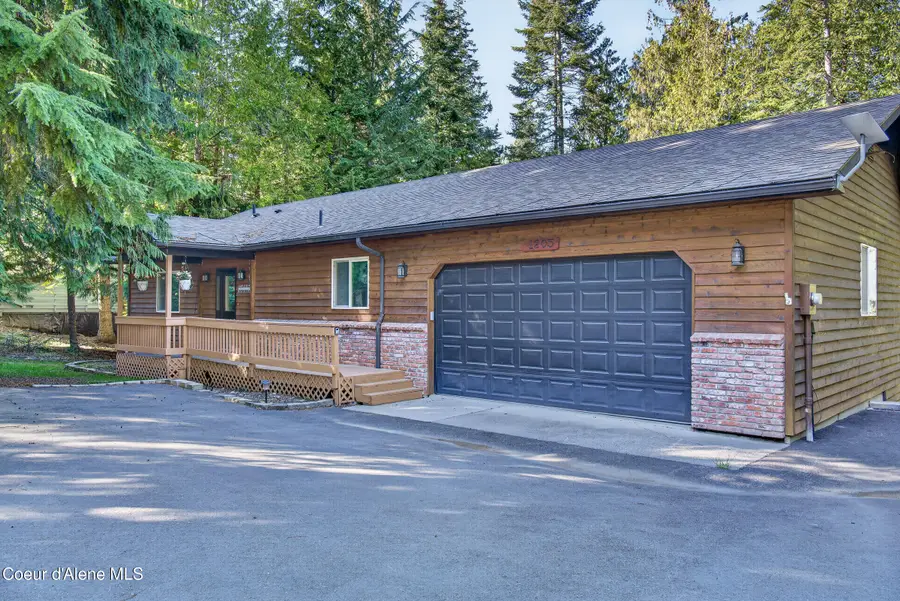 1205 Wooded Acres Dr, Sagle, ID 83860 - #2
