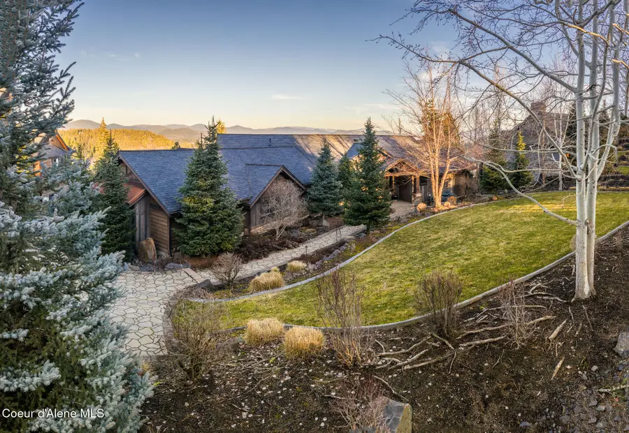 2066 S Espinazo DR, Coeur Dalene, ID 83814 - #2