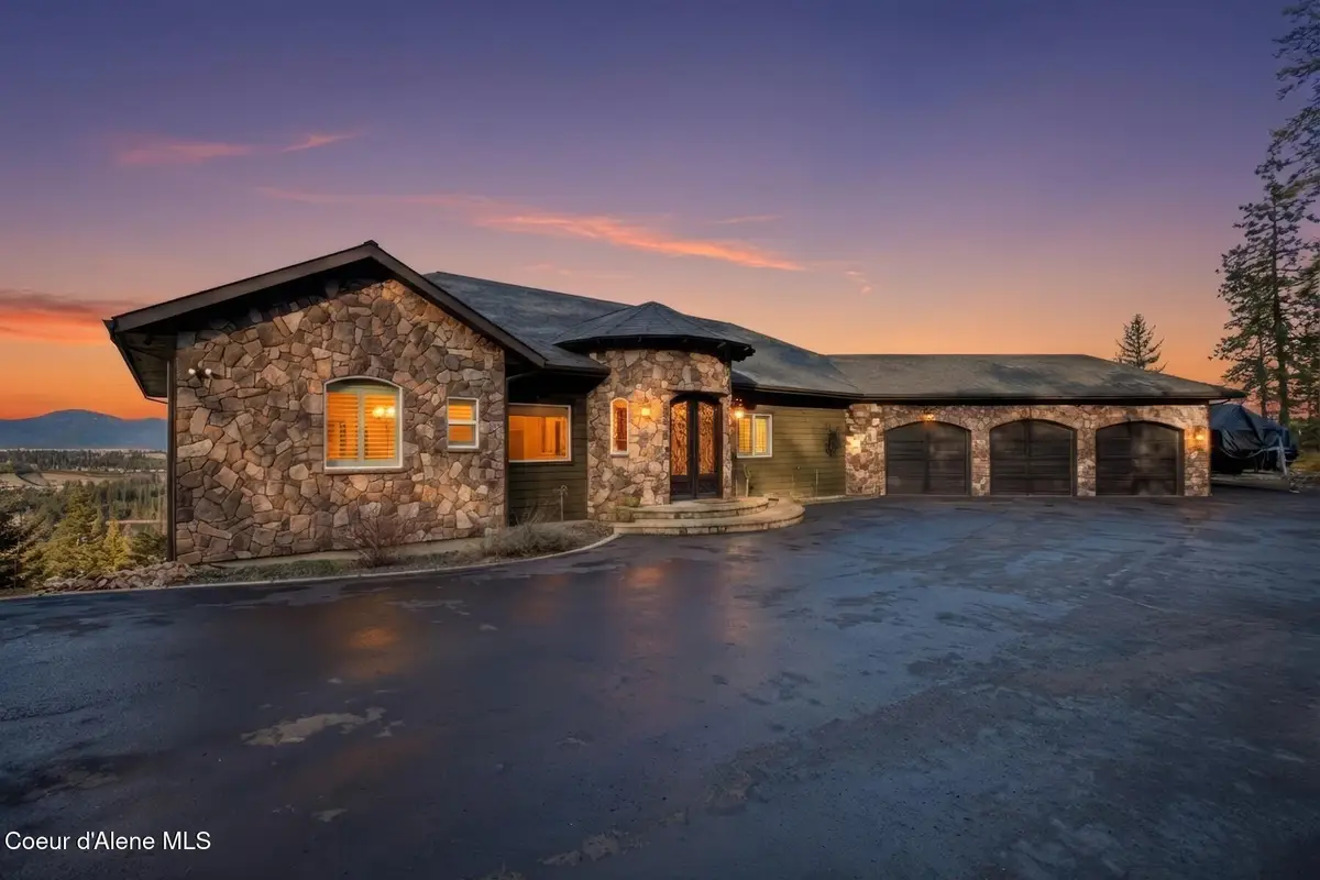 5969 W Highland Dr, Coeur Dalene, ID 83814 - #1