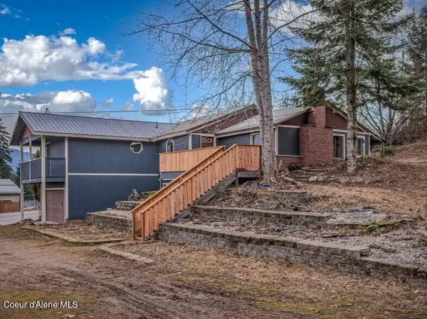 5285 U.S. 2, Priest River, ID 83856