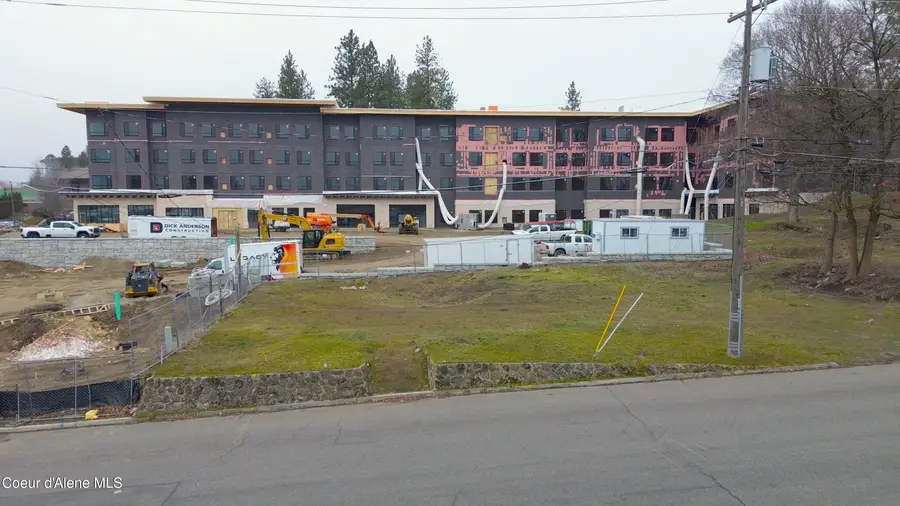 1113 W Davidson AVE, Coeur Dalene, ID 83814 - #2