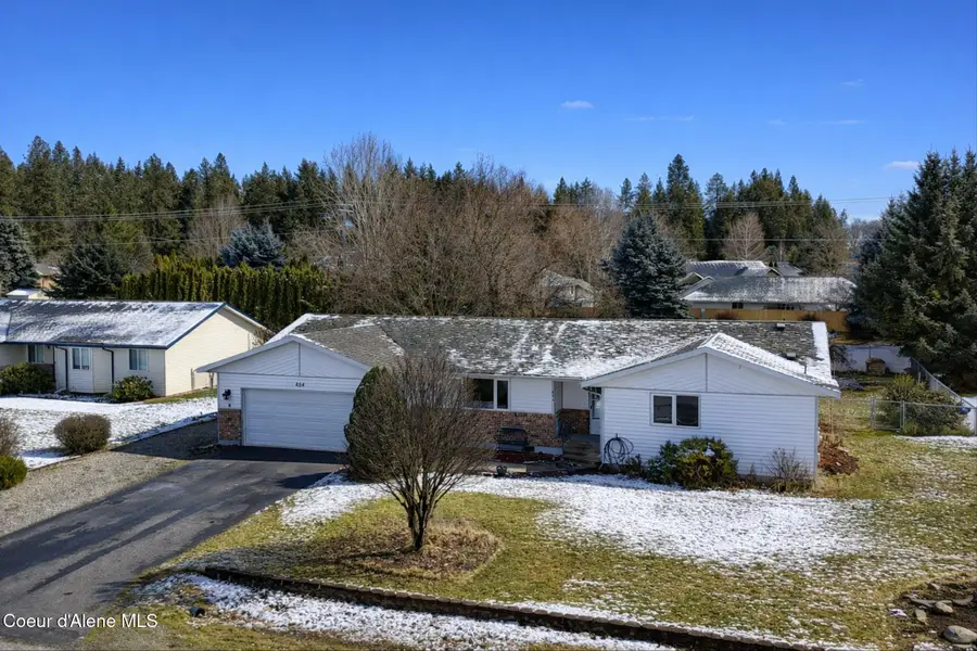 654 E Maple PL, Hayden, ID 83835 - #2