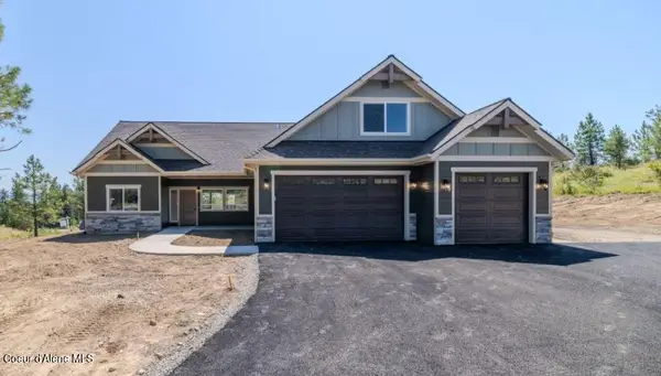 1475 W Remmick Street, Hayden, ID 83835
