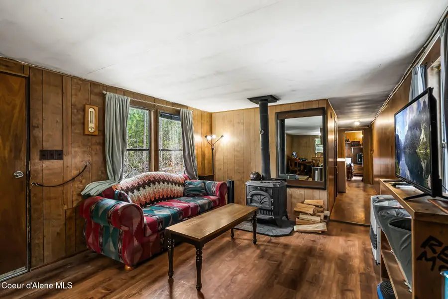 582 Mountain View Rd, Clark Fork, ID 83811 - #2