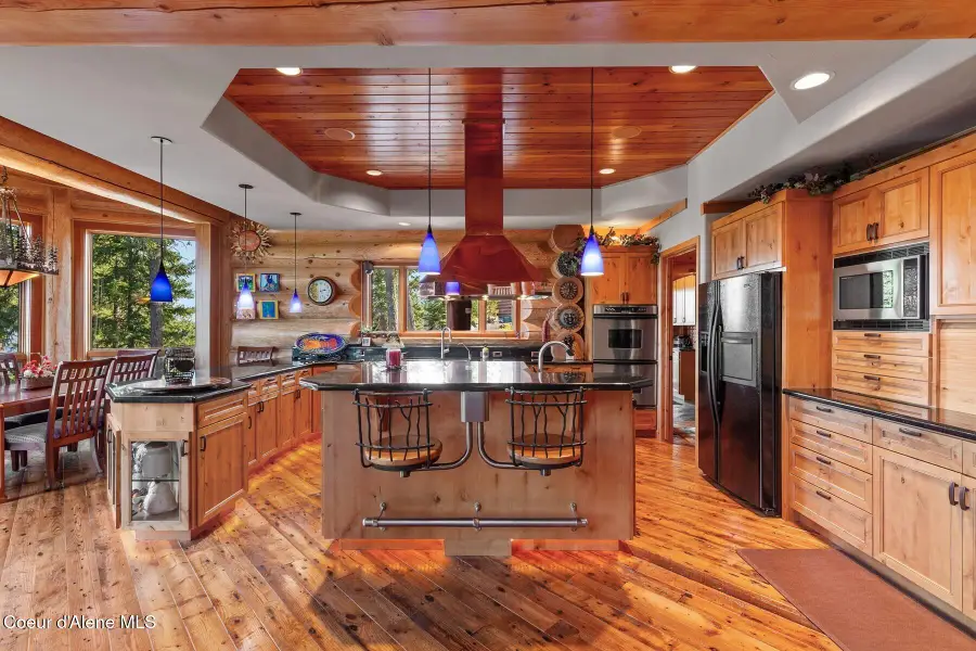 18869 S Trekker Woods Rd, Coeur Dalene, ID 83814 - Image #3