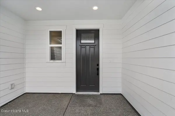 3002 N Cassiopeia St, Post Falls, ID 83854