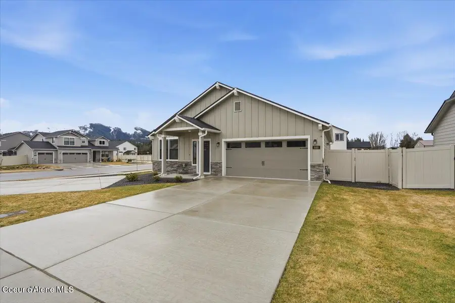 660 E Ripatti Way, Hayden, ID 83835 - #2