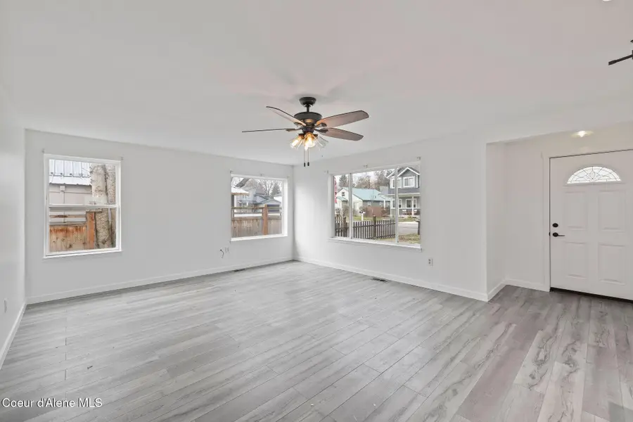 2110 E Coeur D Alene AVE, Coeur Dalene, ID 83814 - #3