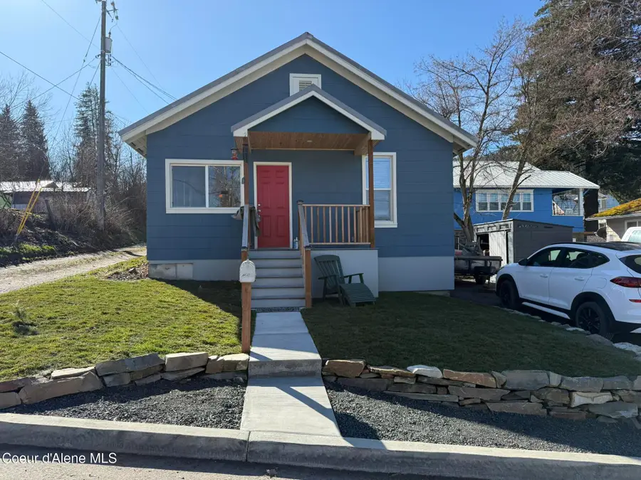 1221 W College AVE, Saint Maries, ID 83861 - #2