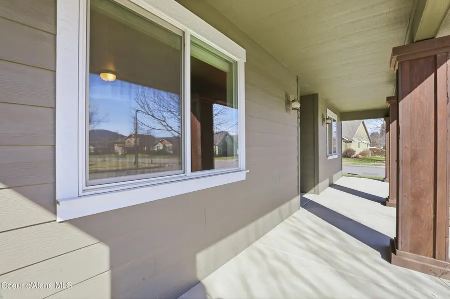 6661 N Cornwall St, Coeur Dalene, ID 83815 - #3