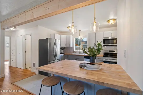 1049 N 14th ST, Coeur d'Alene, ID 83814