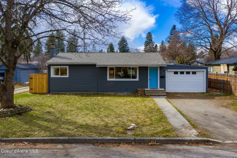 1049 N 14th ST, Coeur Dalene, ID 83814 - #2