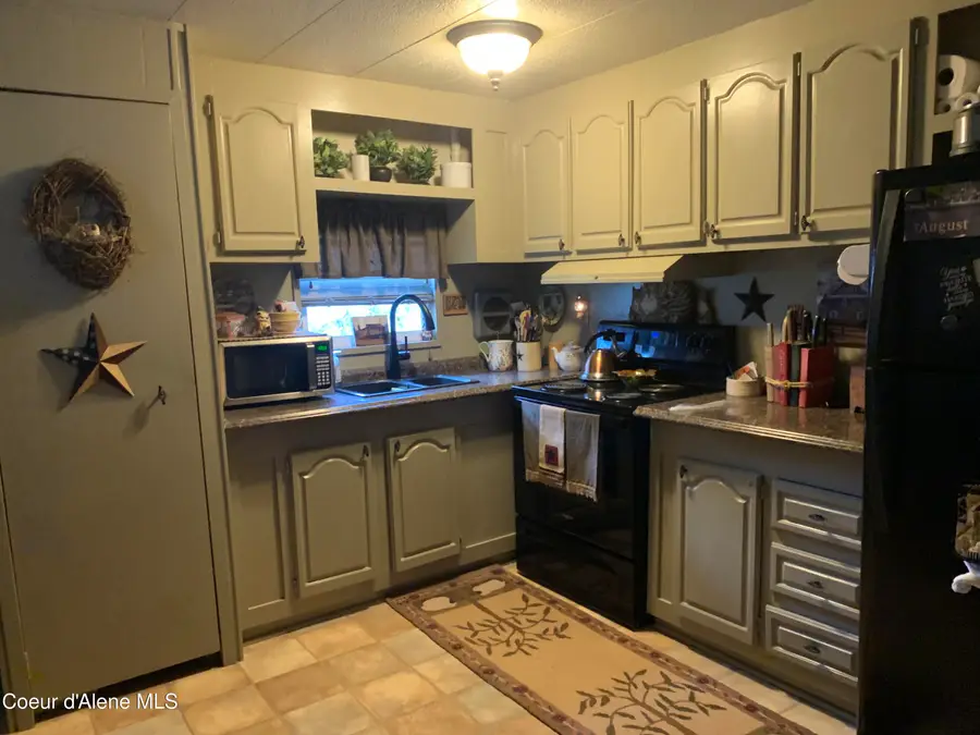 741 W Kentucky AVE, Hayden, ID 83835 - Image #2