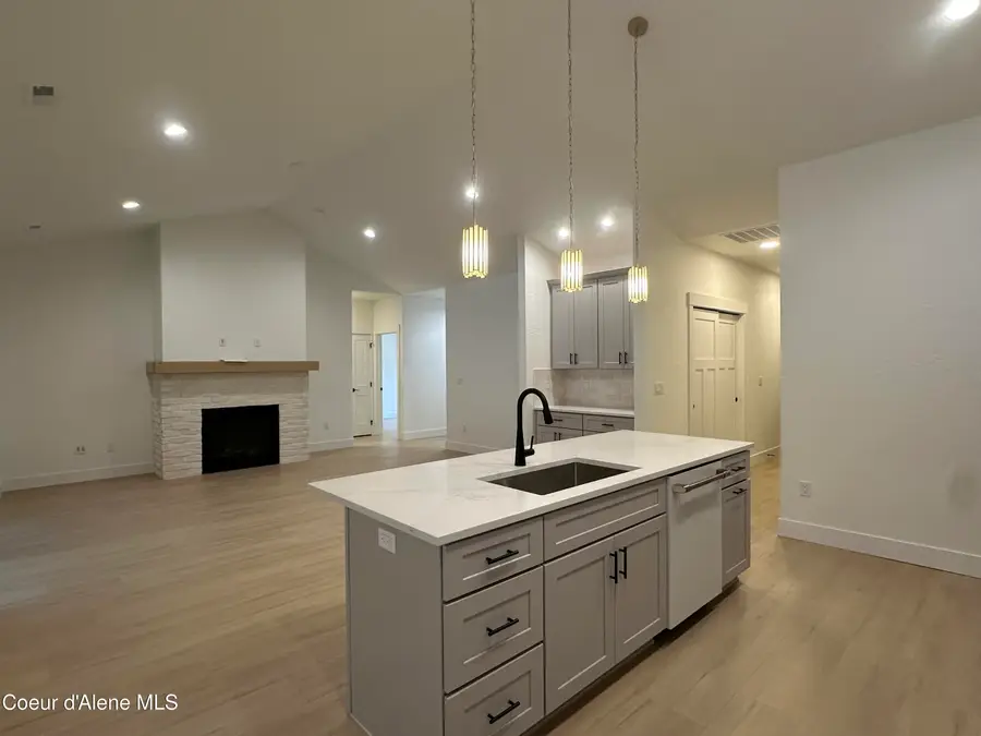 7705 E Howard Rd, Athol, ID 83801 - #3