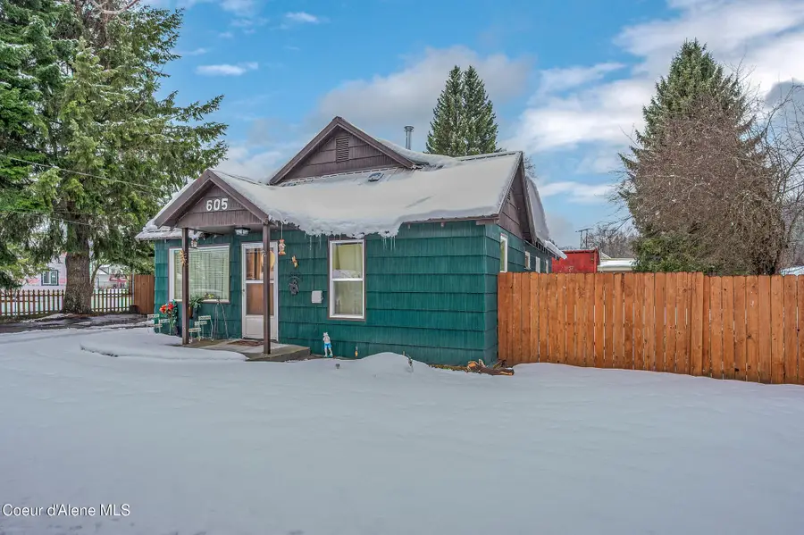 605 Lewiston AVE, Pinehurst, ID 83850 - #3