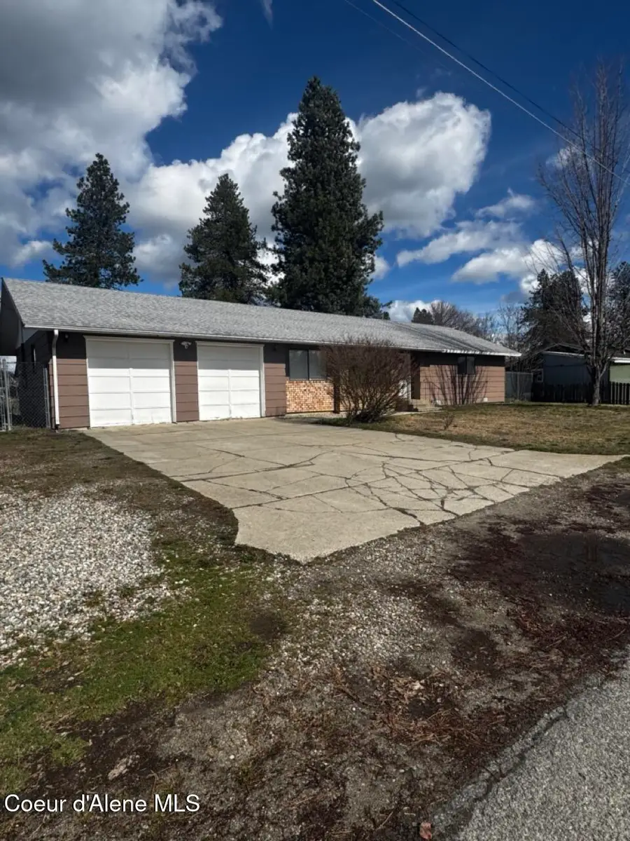 411 Jones AVE, Priest River, ID 83856 - #2