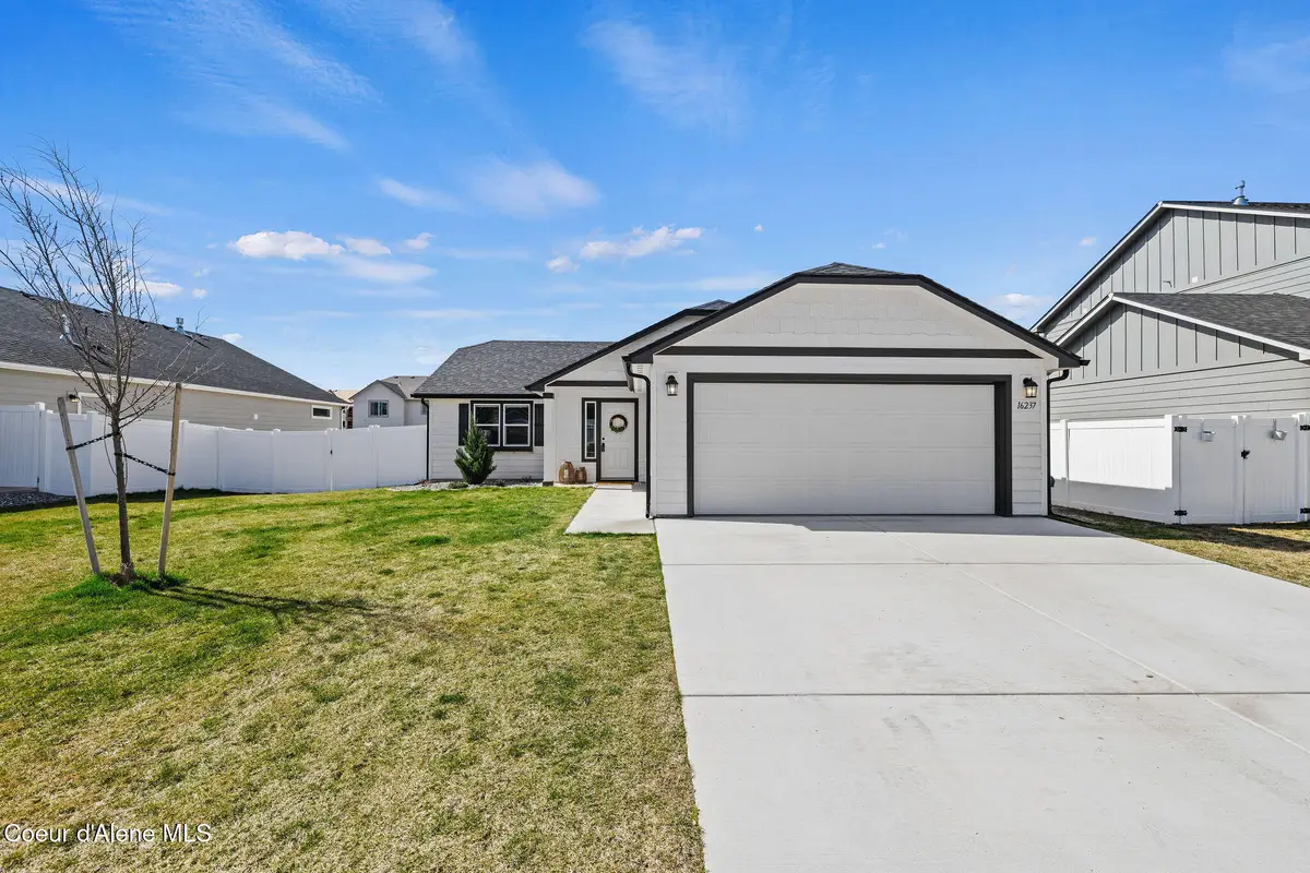 16237 N Hadley Loop, Rathdrum, ID 83858 - #1